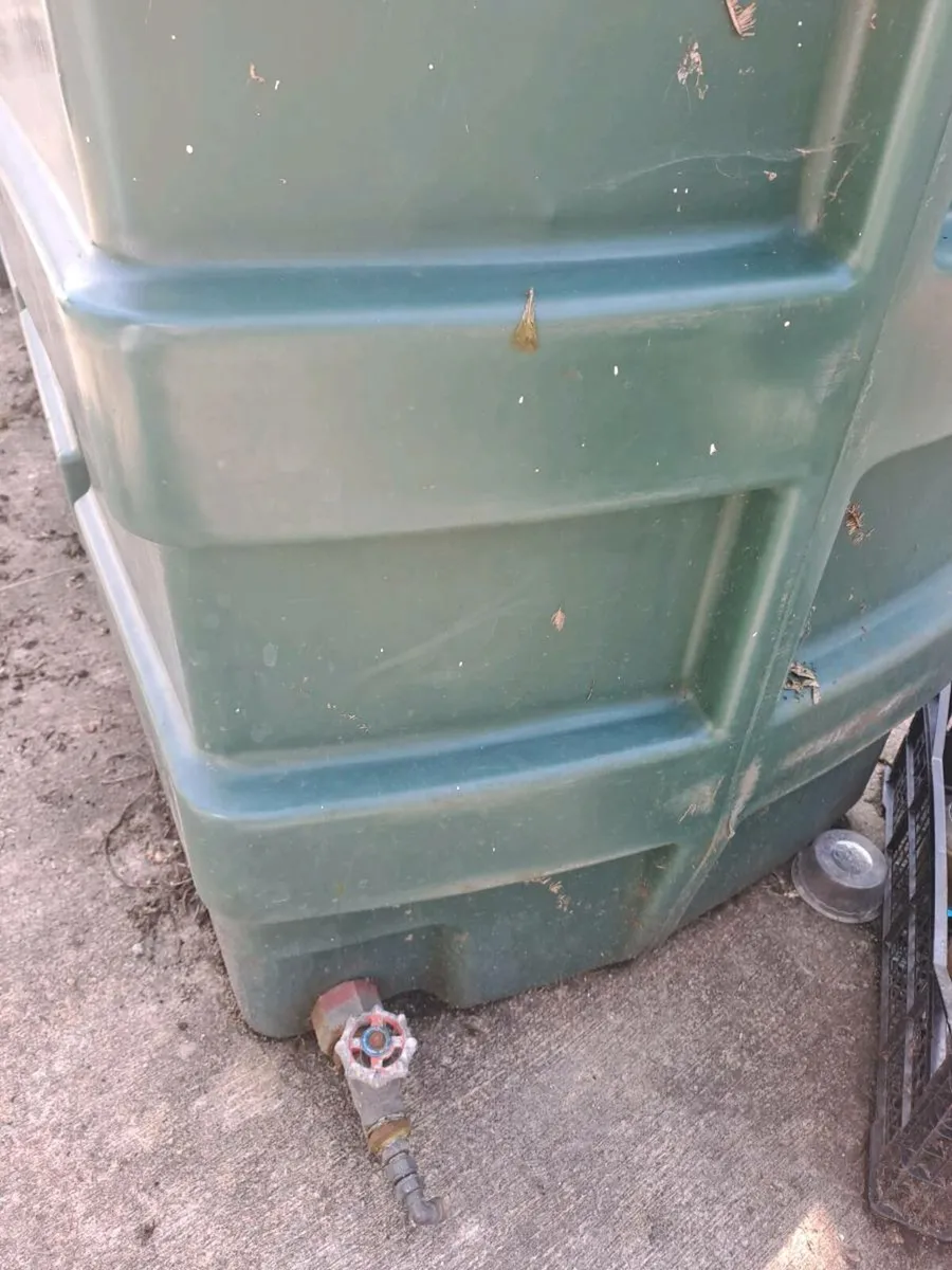 2 oil tanks - Image 3