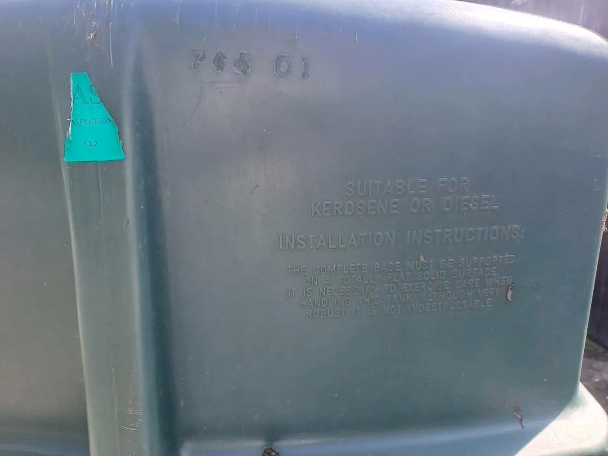 2 oil tanks - Image 4