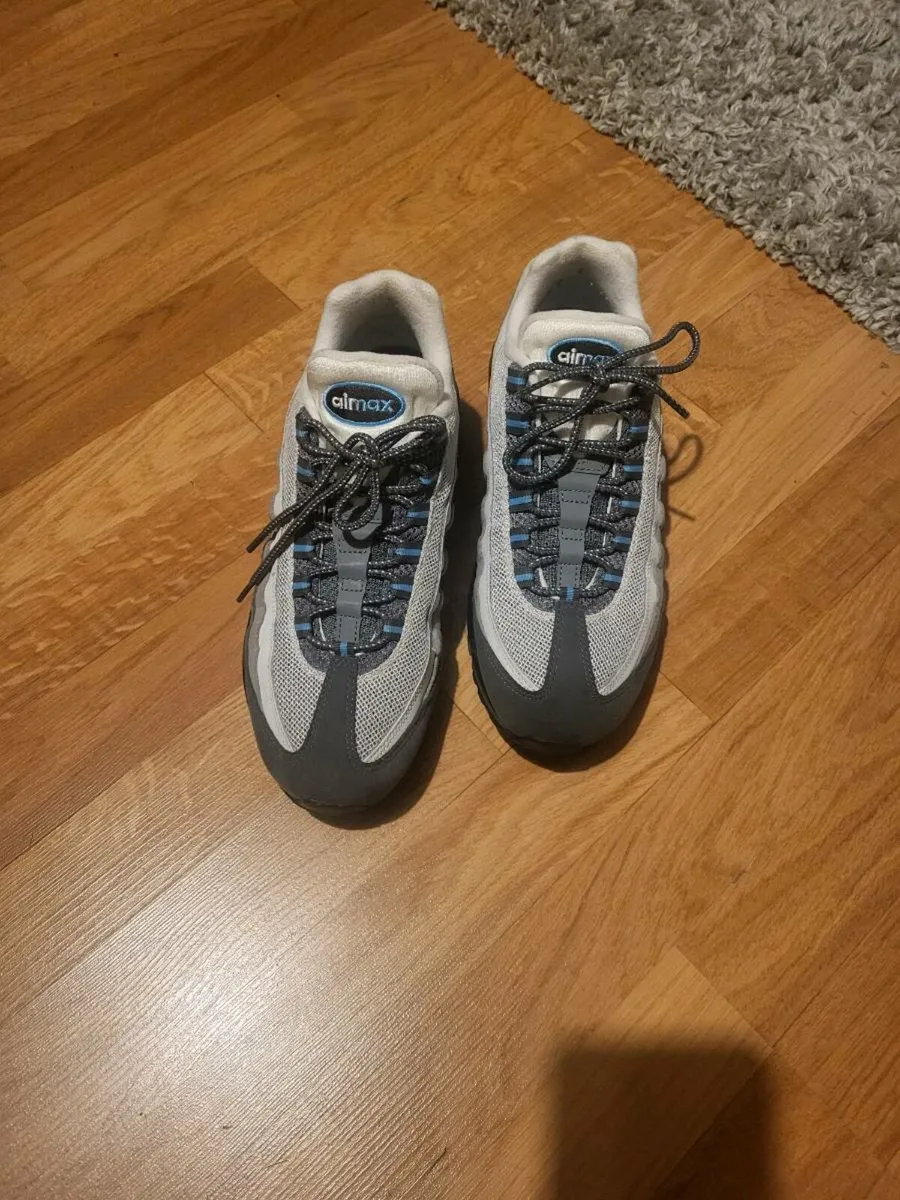 Nike Air Max 95 size 8 - Image 1