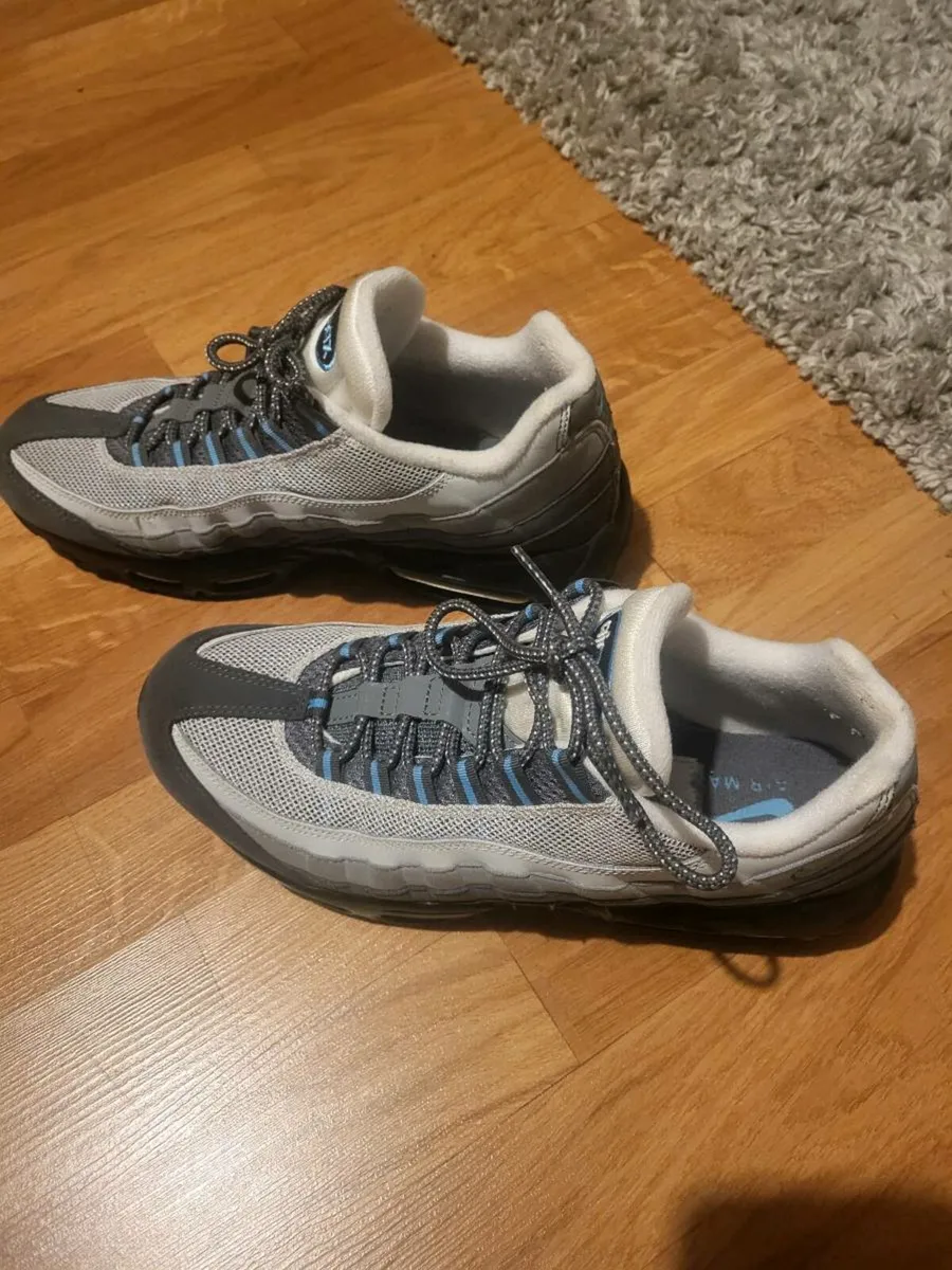 Nike Air Max 95 size 8 - Image 2