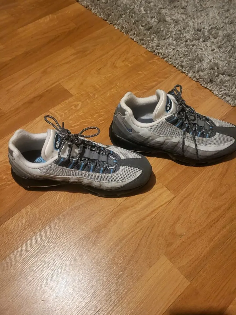 Nike Air Max 95 size 8 - Image 3