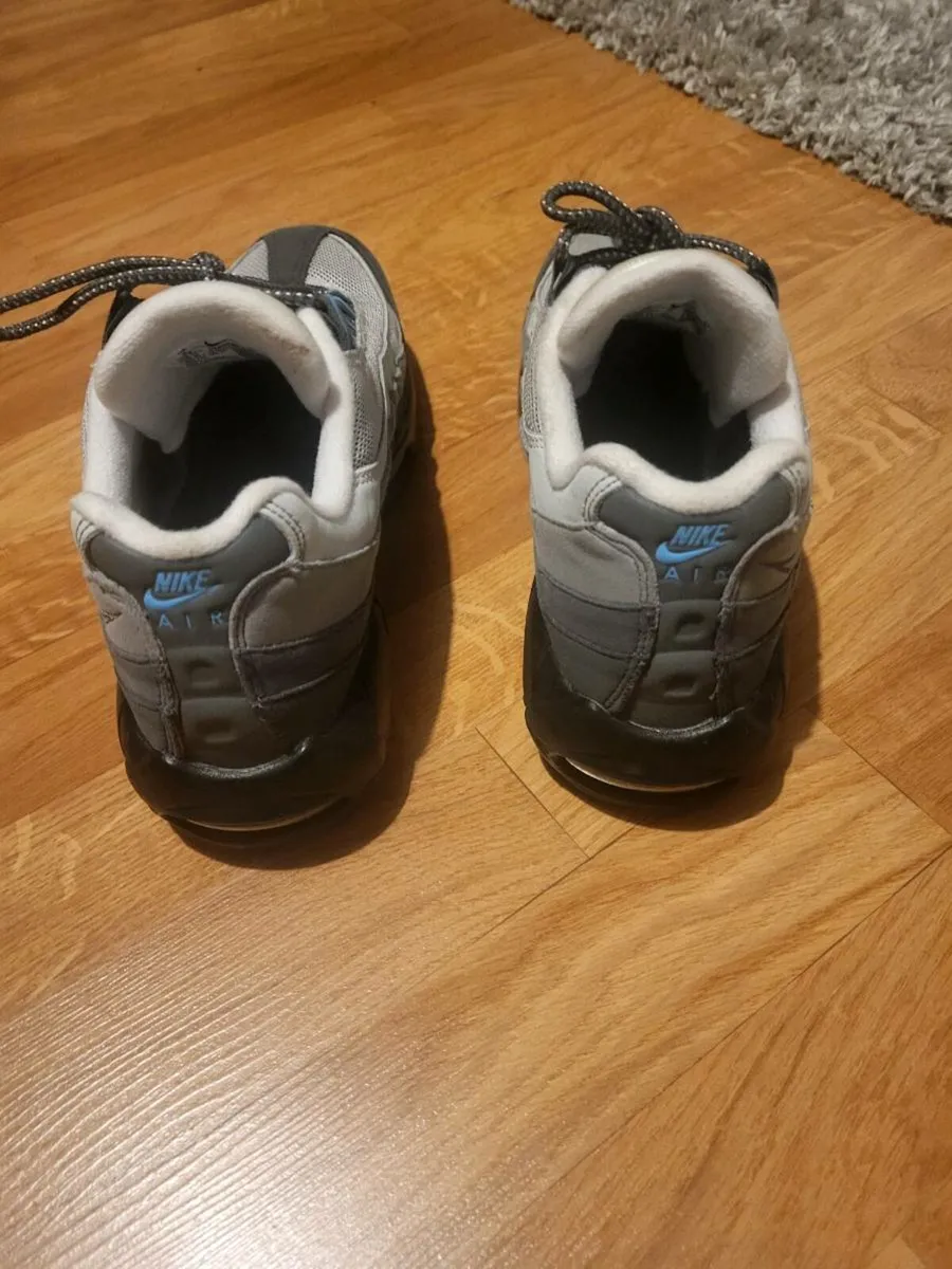 Nike Air Max 95 size 8 - Image 4