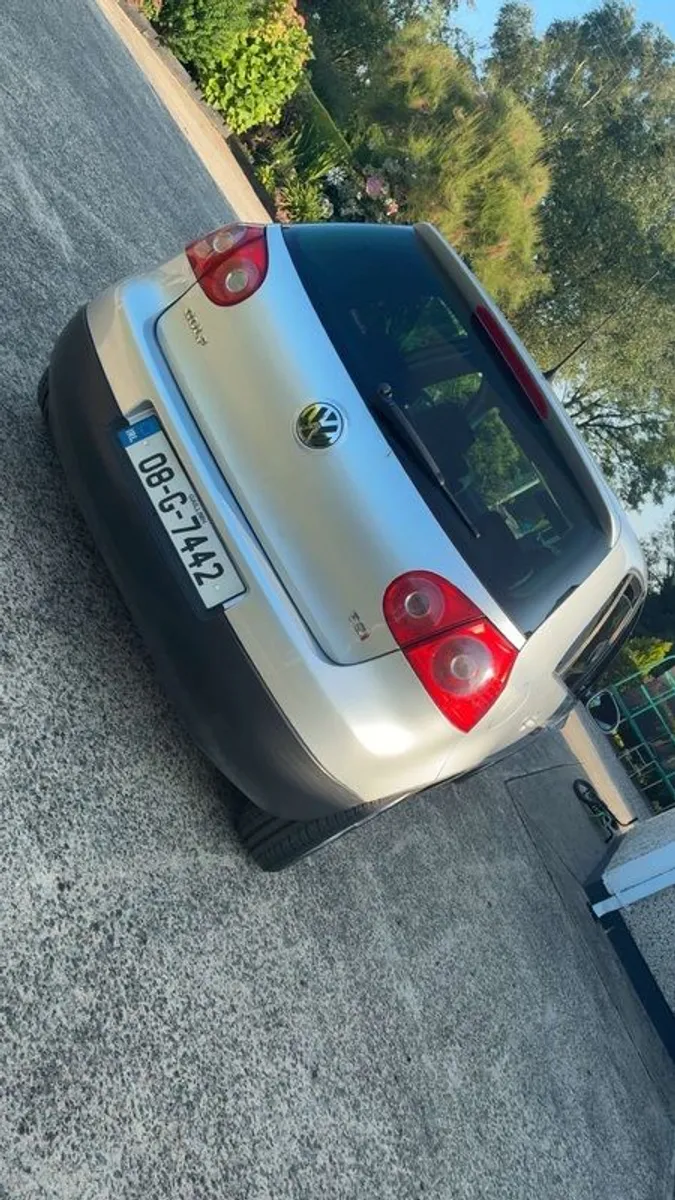 2008 Volkswagen Golf - Image 4