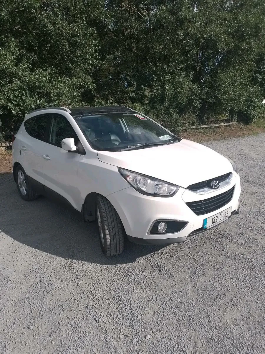 Hyundai Ix35 luxury model - Image 3