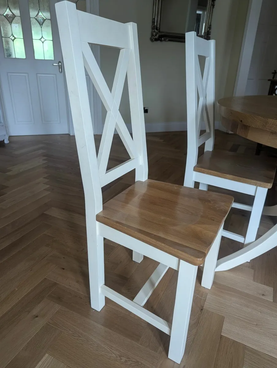 Round Dining Table - Image 2