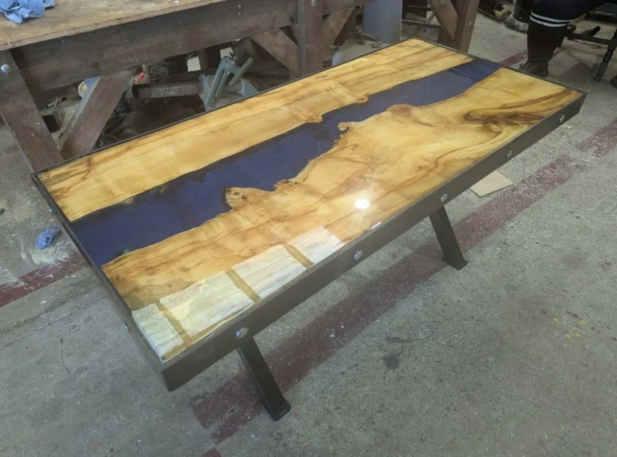 Epoxy resin River coffee table - Image 3