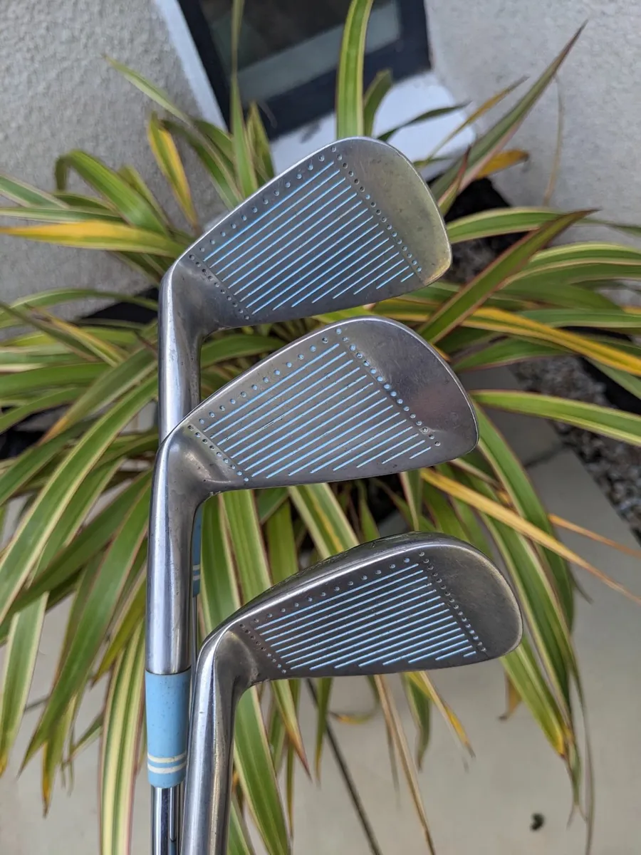 Set of McGregor Clubs & Bag - Image 3