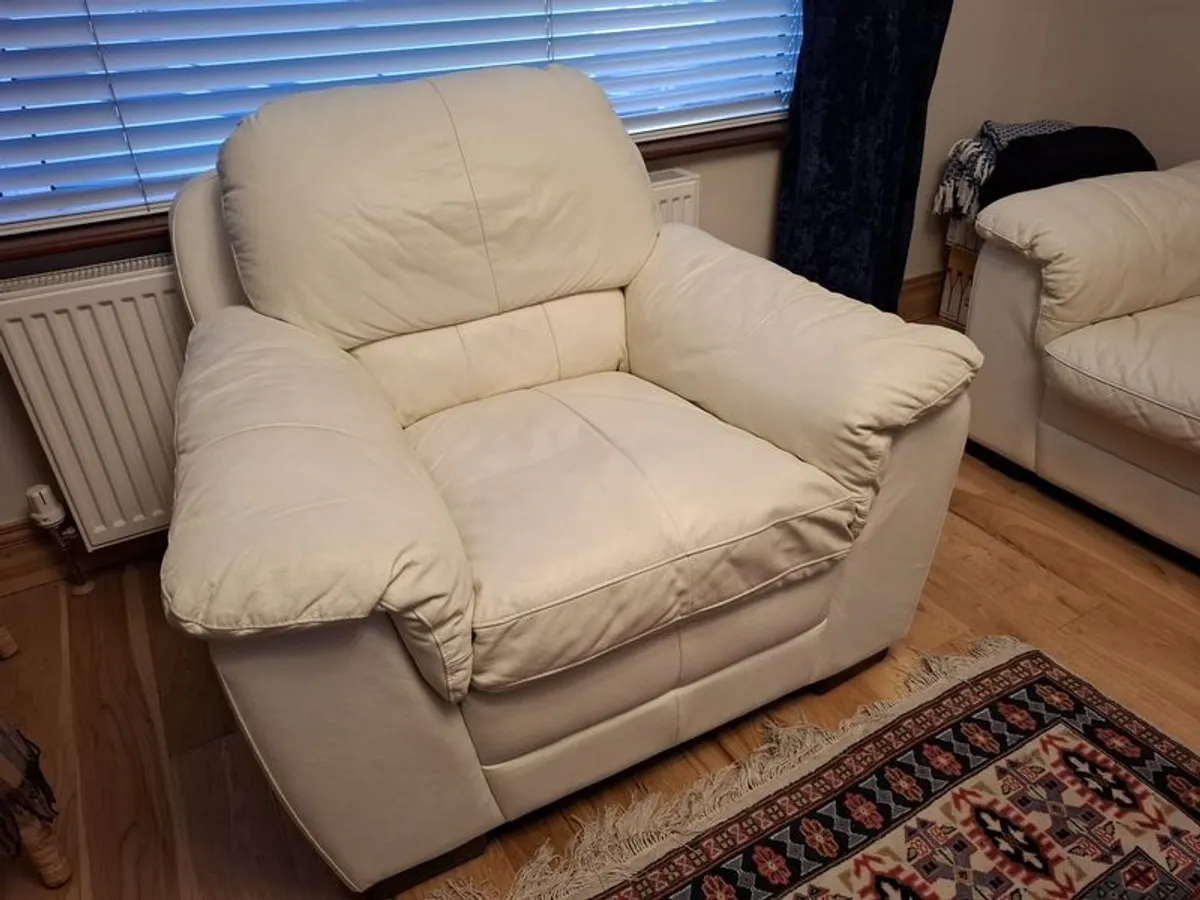 Cream leather couch and armchair - Image 2