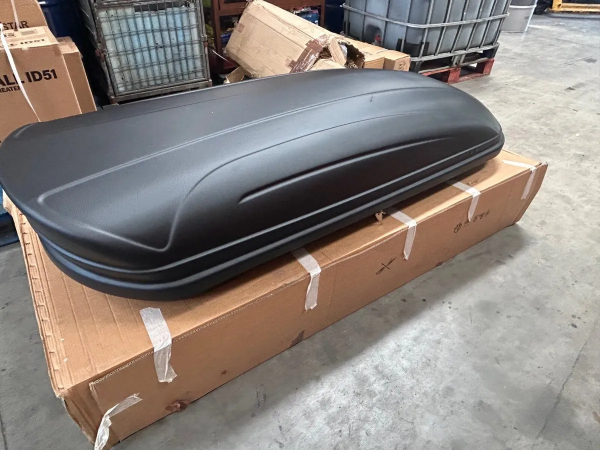 Roof box - Image 3