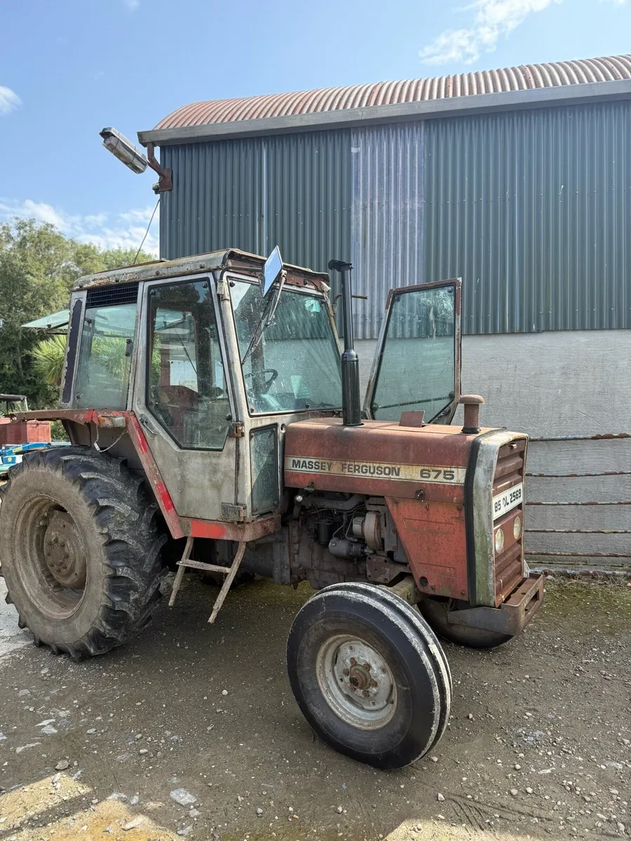 Massey 675 - Image 1