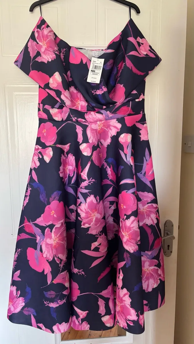 Curve navy floral skater dress - Image 3