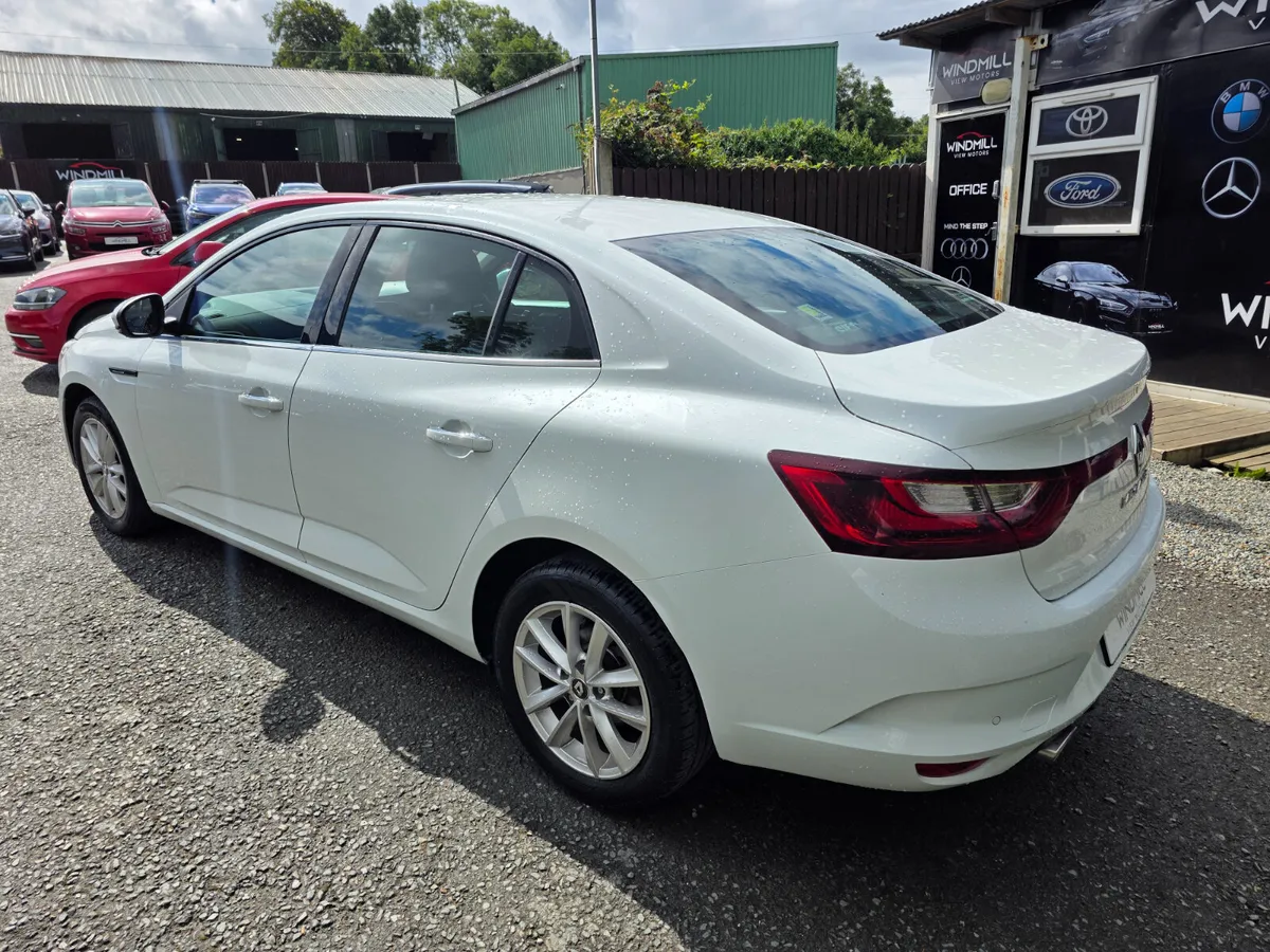 Renault Megane 2019 - Image 4