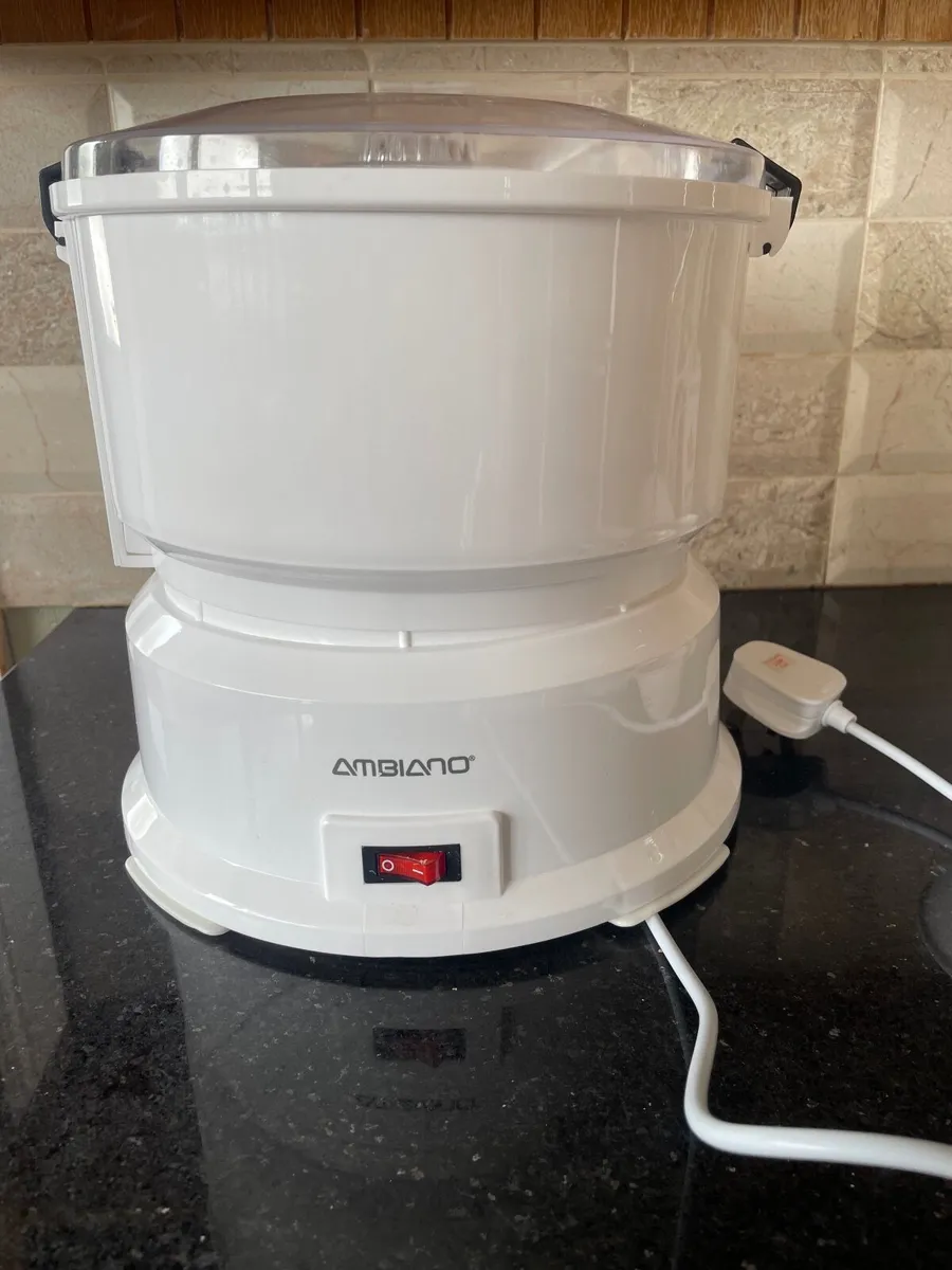 Electric potato peeler - Image 1
