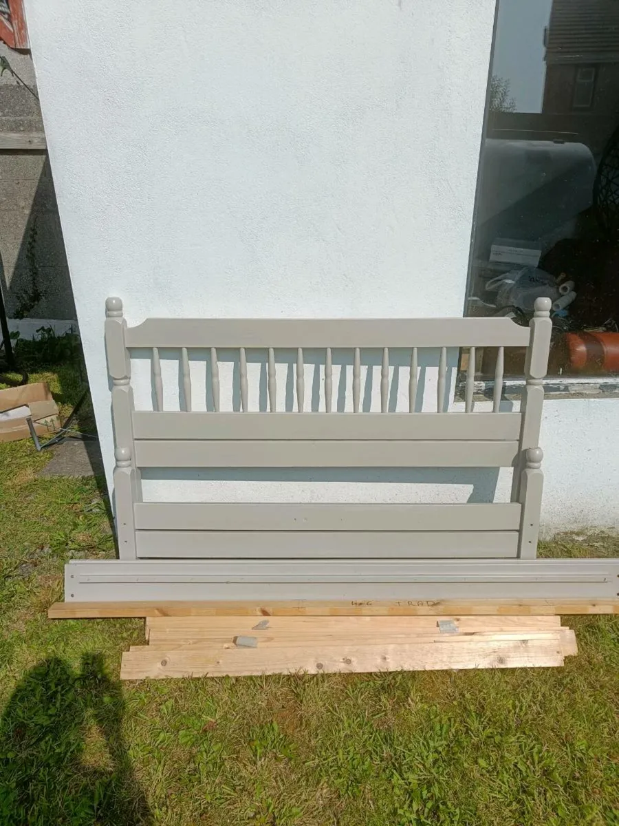 Double bed frame
