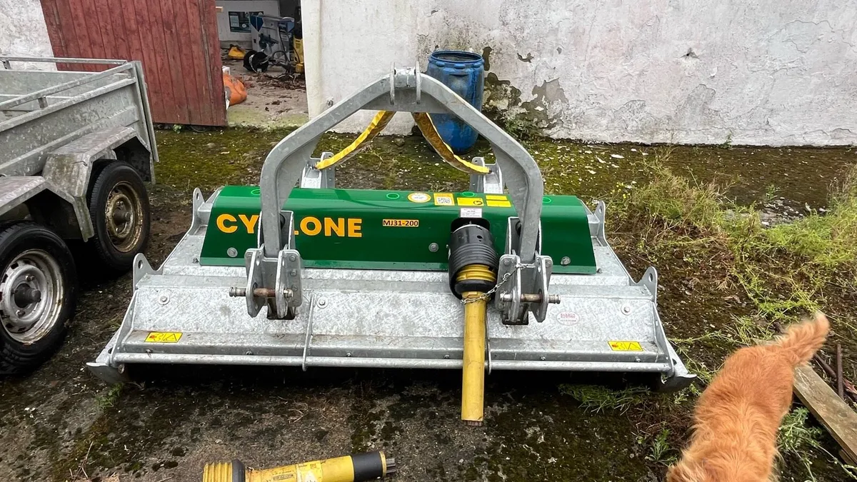 Major Cyclone Mulcher Mower 2.01m (7 feet) - Image 2