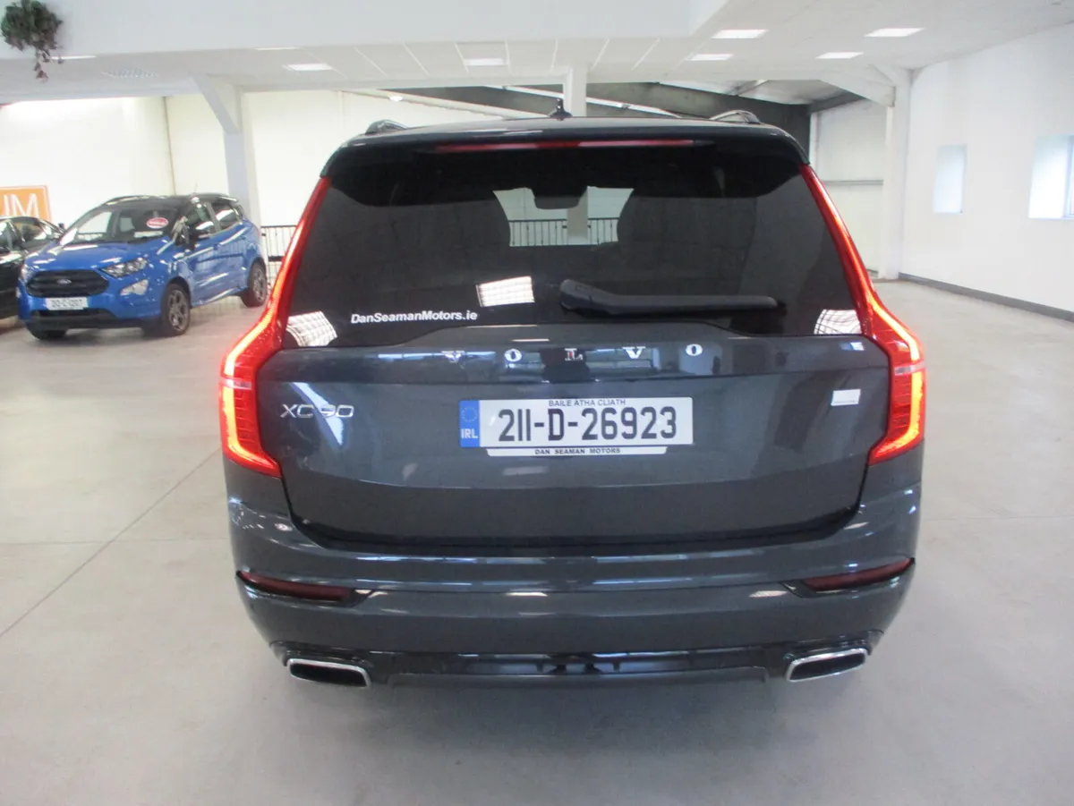 Volvo XC90 R-DESIGN PHEV T8 390BHP 2021 - Image 3