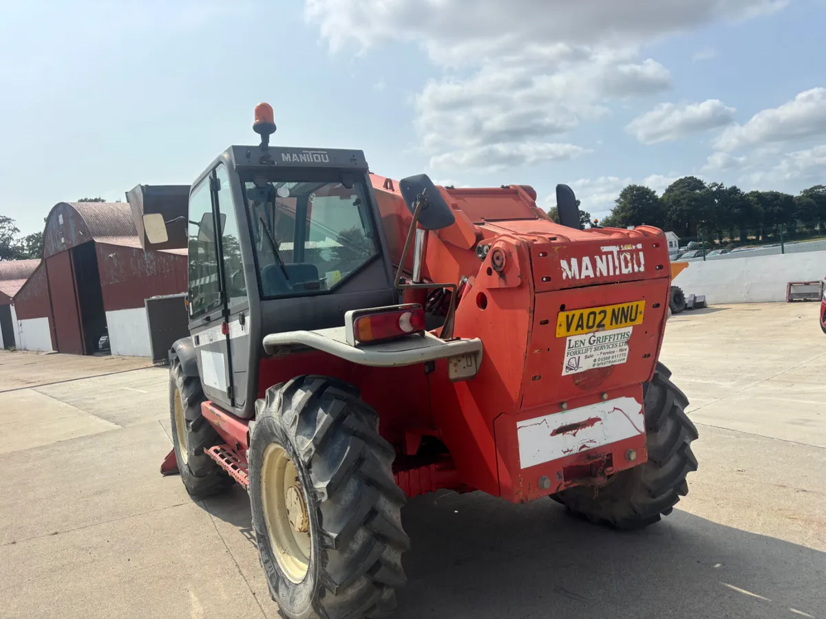 Manitou 1233s year 2002 - Image 2