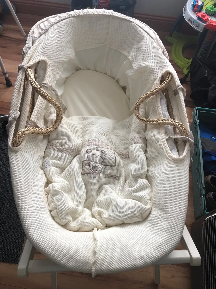 Moses Basket - Image 4