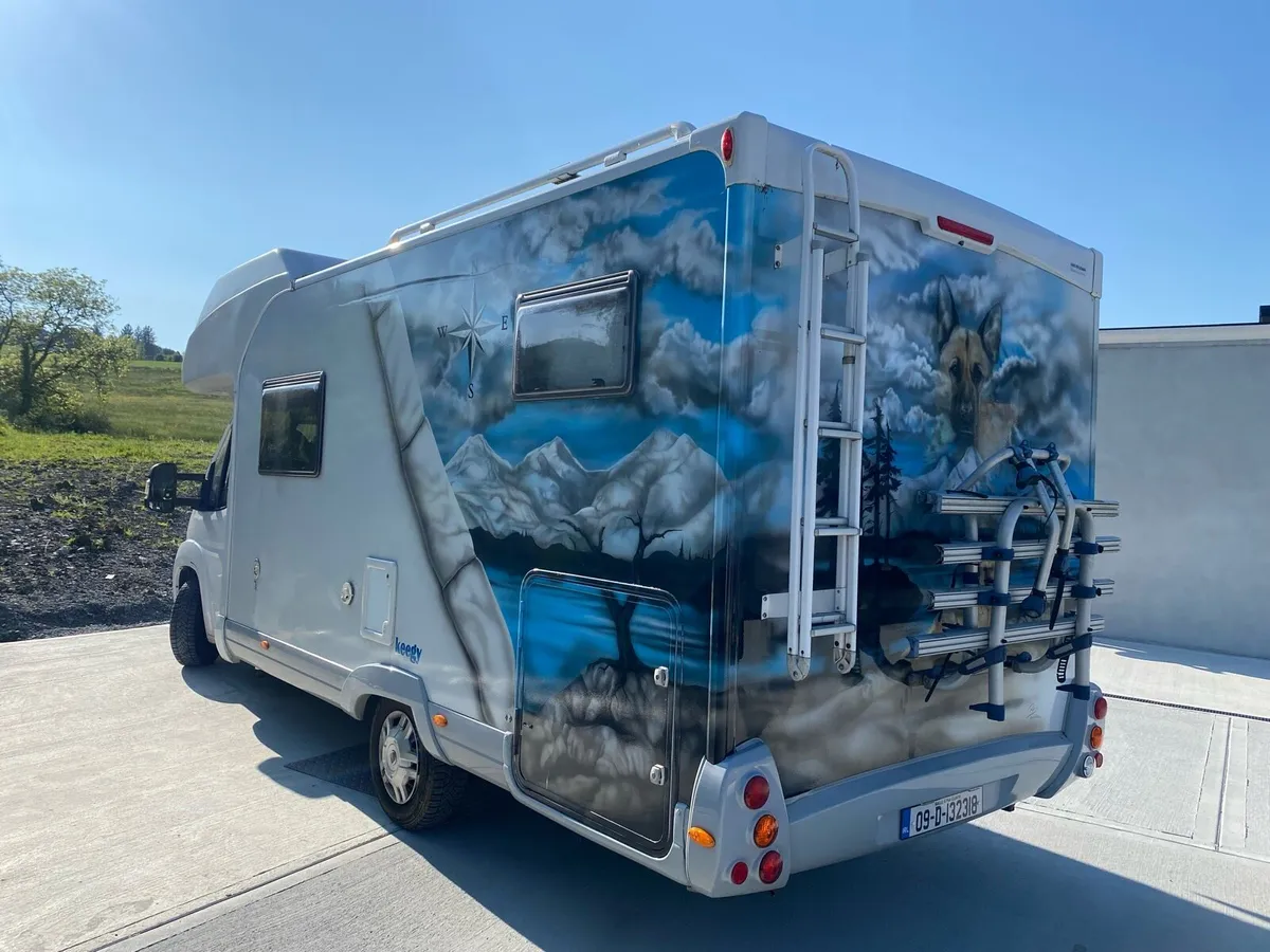 MotorHome - Image 4