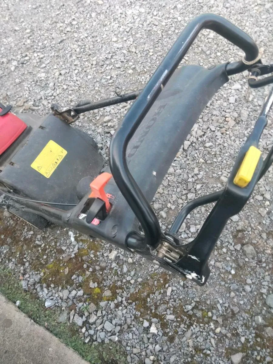 Honda lawnmower 476 - Image 3