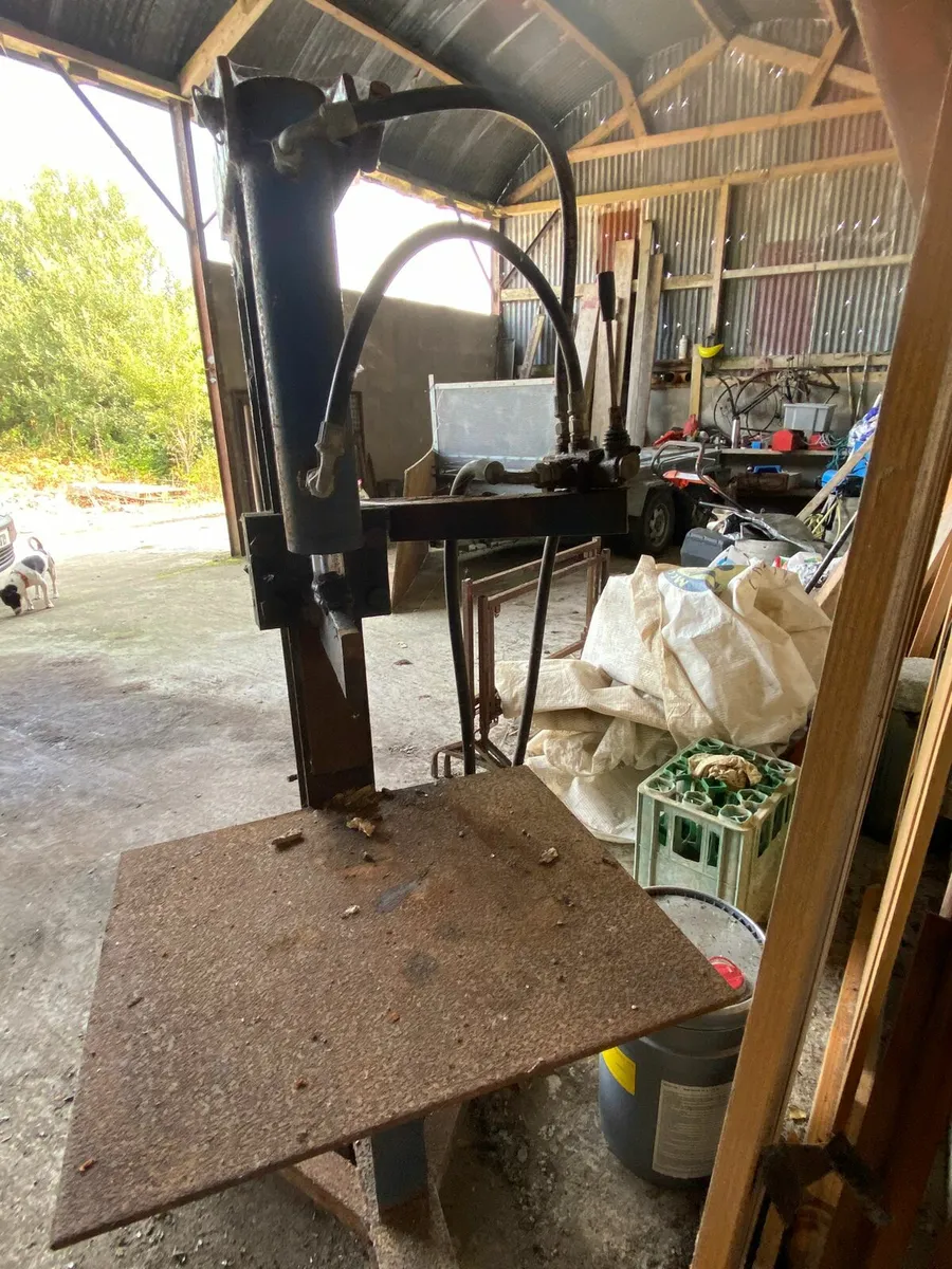 Tractor Log Splitter - Image 3
