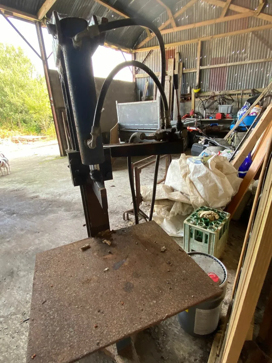 Tractor Log Splitter - Image 4