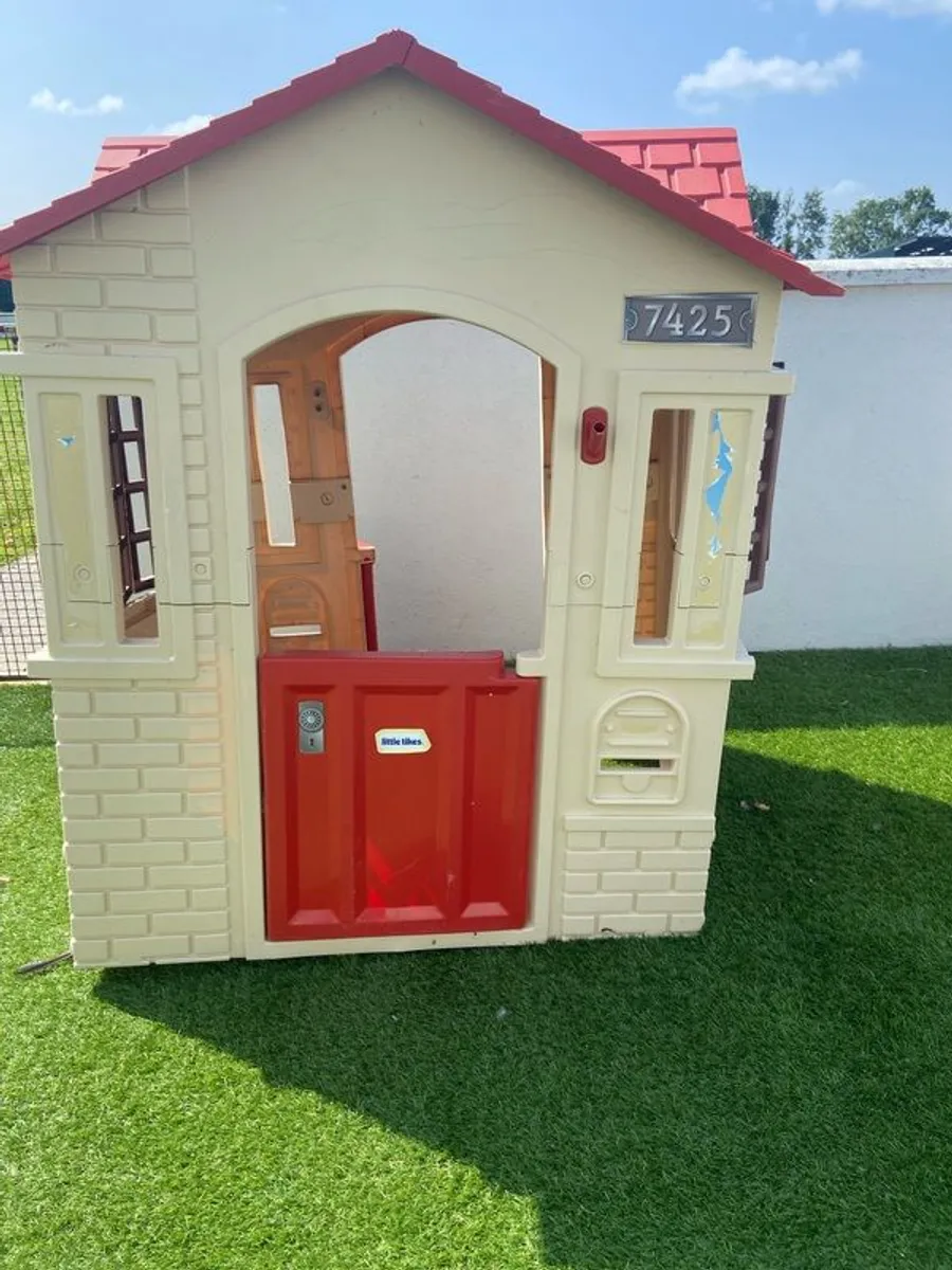 Little Tikes Wendy/Play House - Image 1