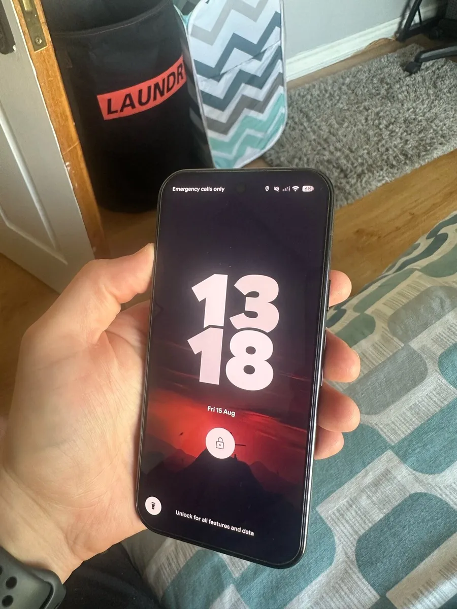 Google Pixel 9 Pro - Image 3