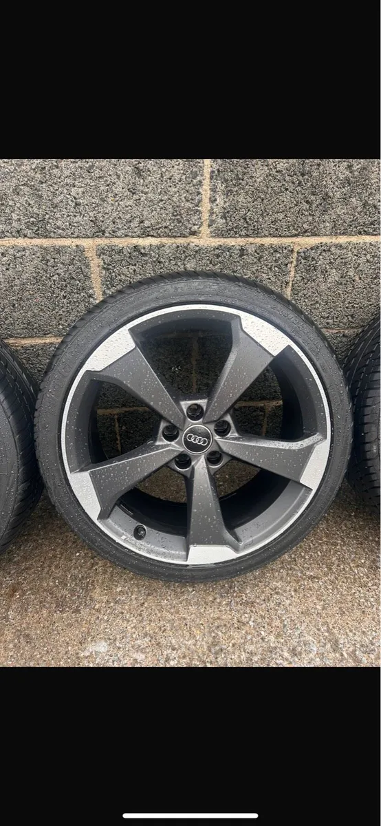 Original Audi a4 ttrs alloys - Image 4
