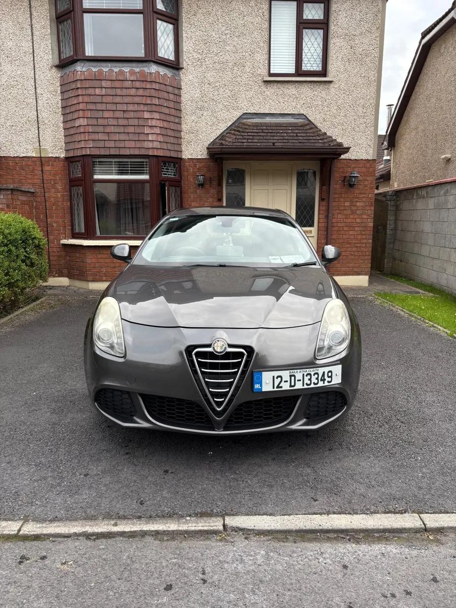 Alfa Romeo Giulietta 2012 - Image 4