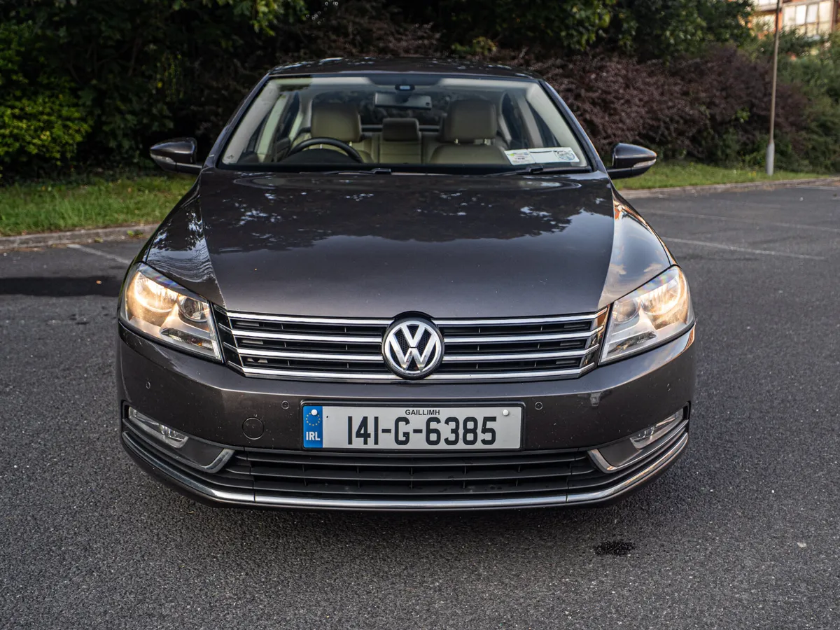 Volkswagen Passat 2014 High Spec - Image 2