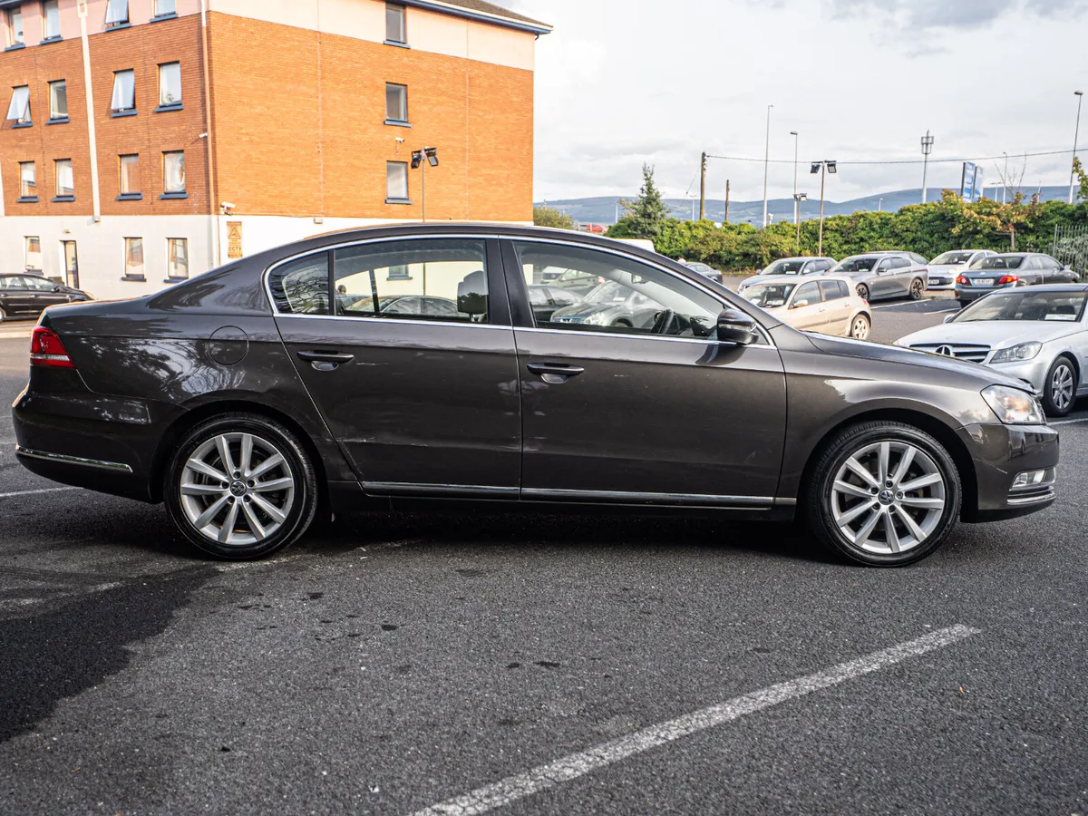 Volkswagen Passat 2014 High Spec - Image 3