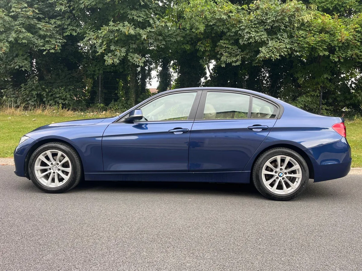 AUTOMATIC BMW 3-Series 2015 (NCT 02/26 ) - Image 4
