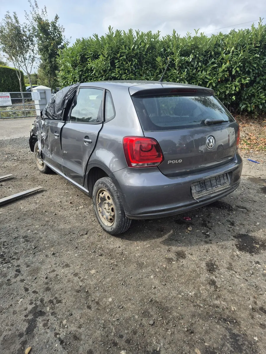 Volkswagen Polo - Breaking only - Image 3