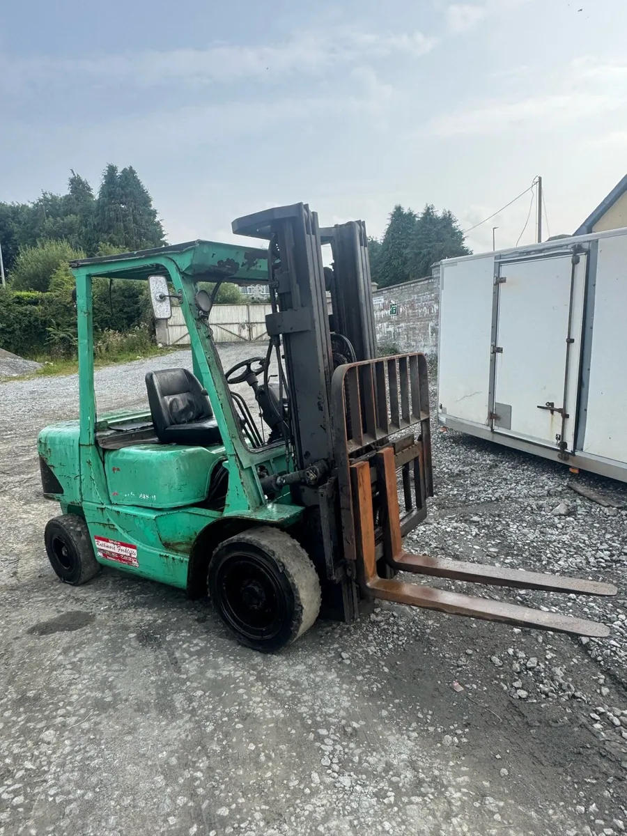3 ton Mitsubishi forklift - Image 1