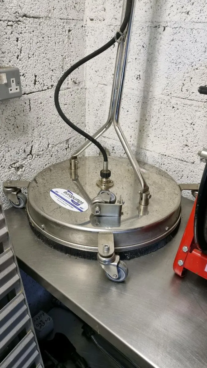 Powerwasher equipment - Image 1