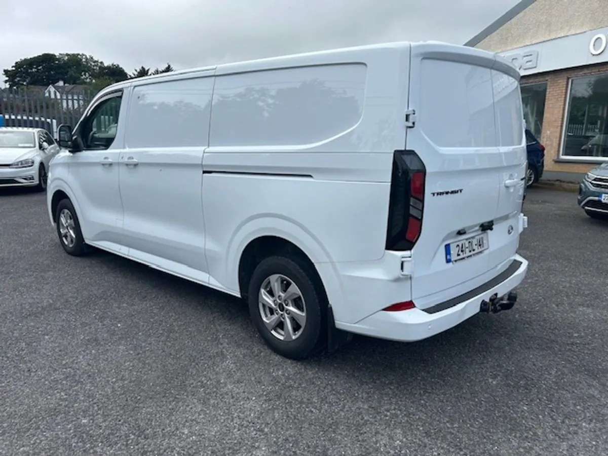 Ford Transit Custom Transit Custom 300 LWB Limite - Image 3