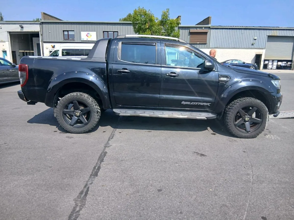 Ford raptor - Image 4