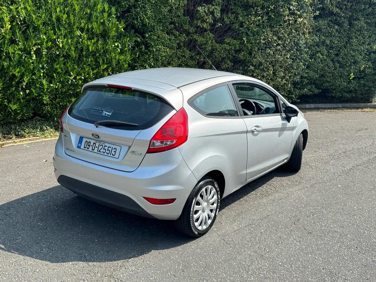 2009 FORD FIESTA (low mileage) - Image 3