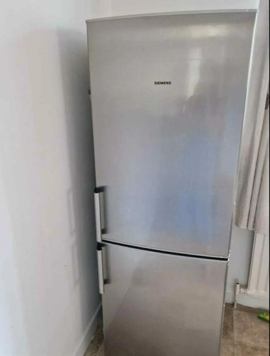 Siemens fridge freezer - Image 1