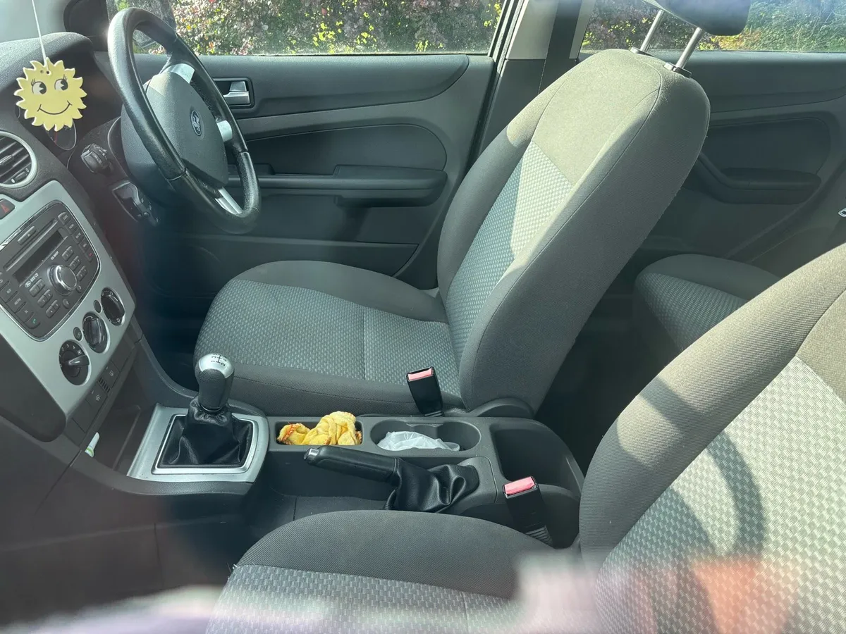 Car - Image 2