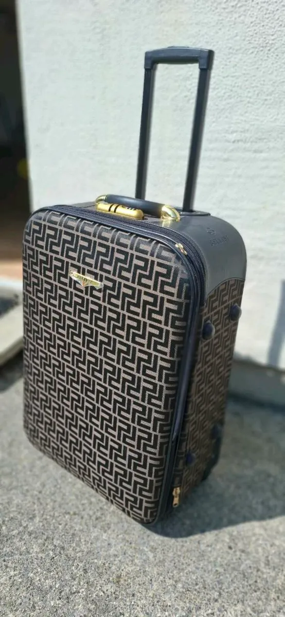 Bellini suitcase .very good condition- 20kg - Image 3