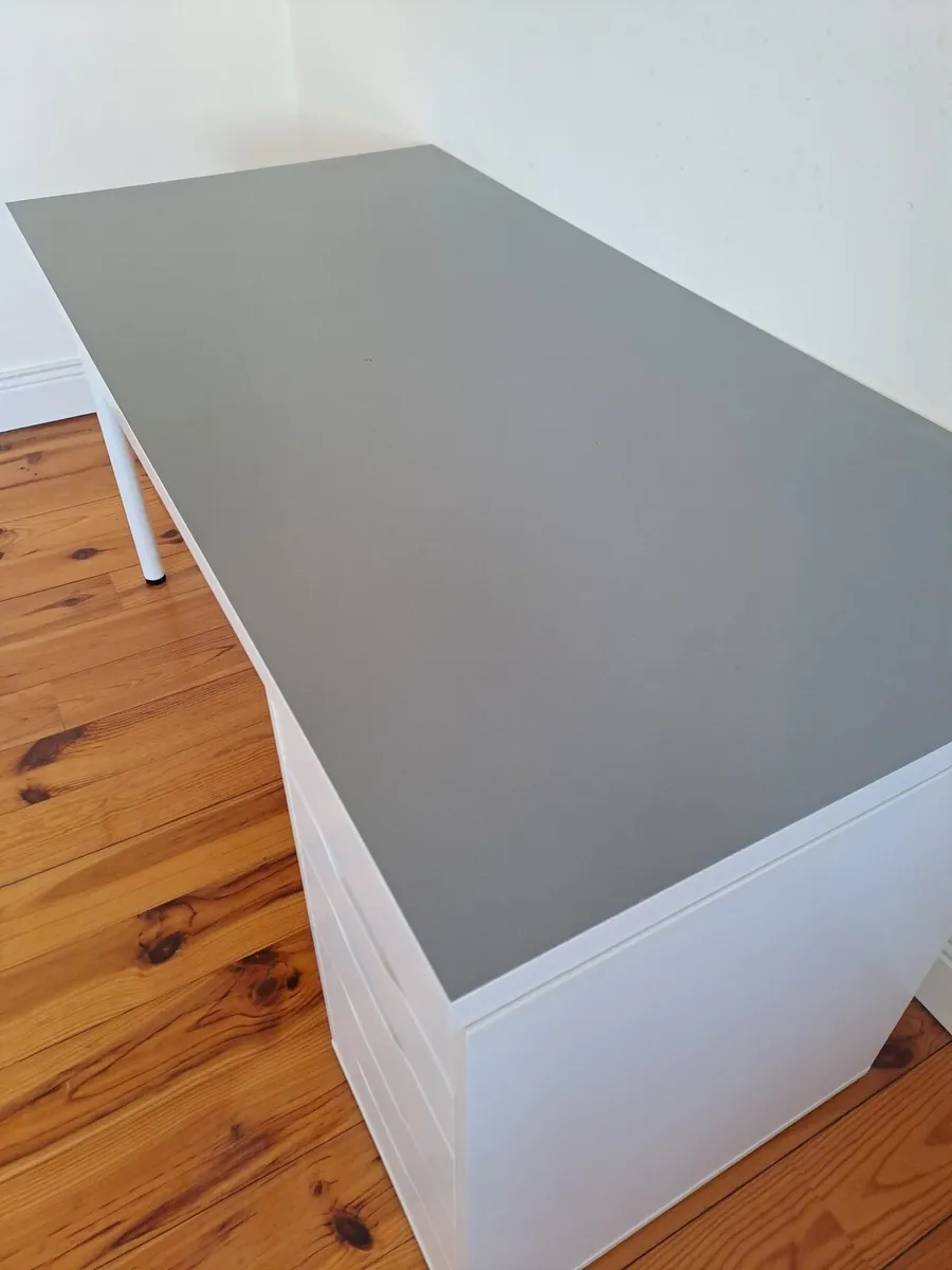 desk - Image 2