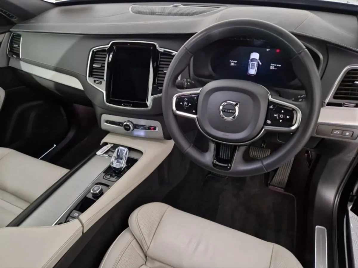 Volvo XC90 T8 Phev Plus Dark - Image 4