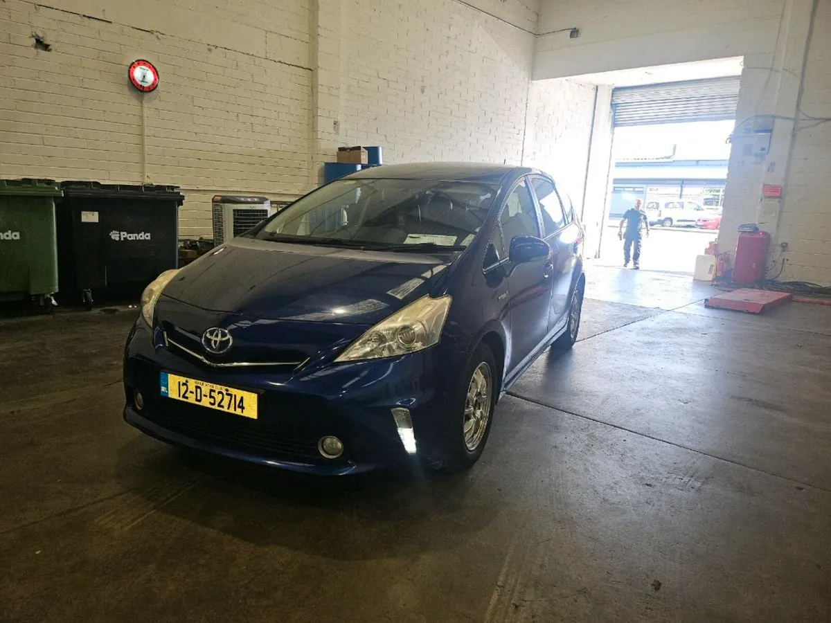 Toyota prius 7 seter alpha - Image 4
