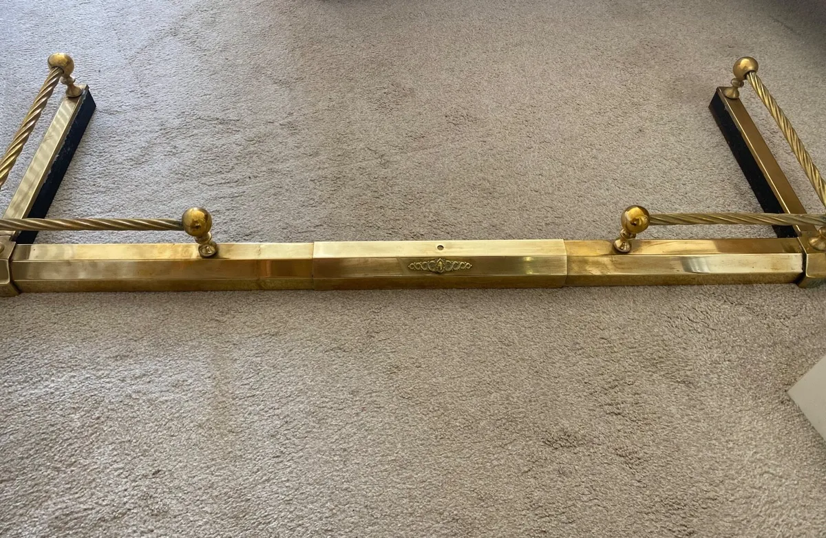 Brass Fireside Fender - Image 1