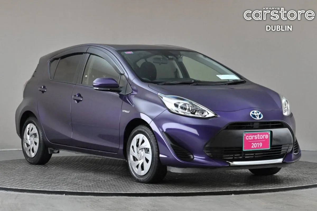 Toyota Aqua 1.5 Vvt-i Hybrid  android Car Player - Image 1