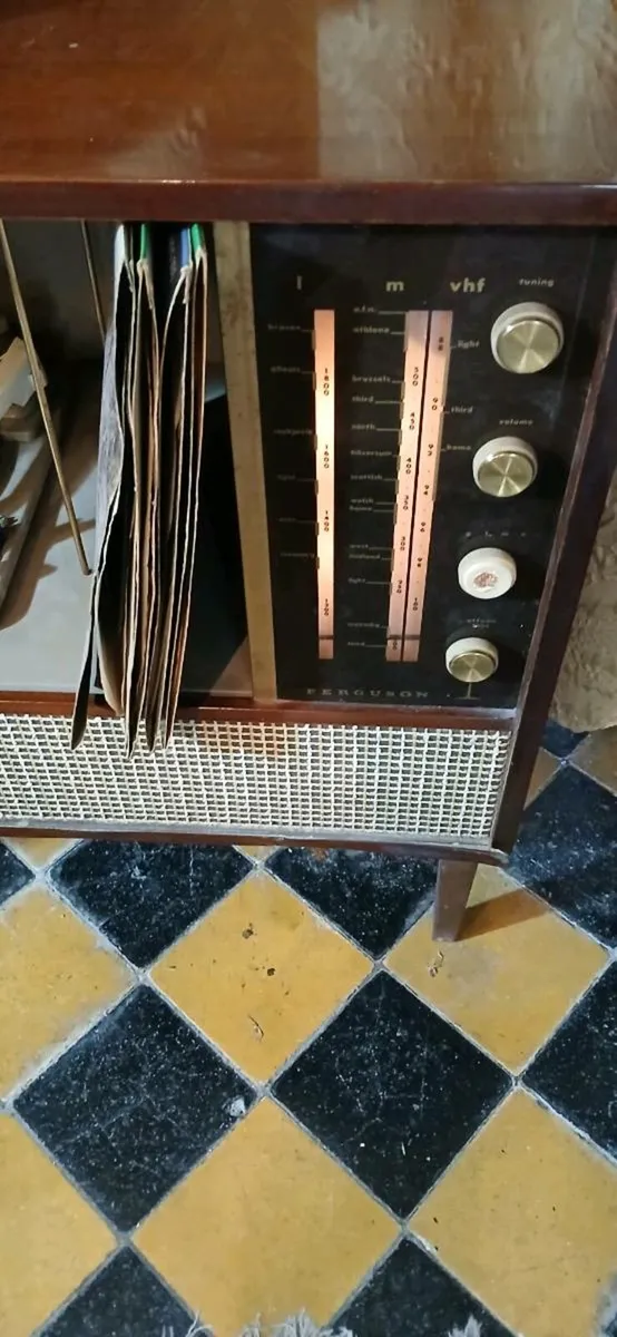 Vintage Ferguson  Radiogram - Image 3