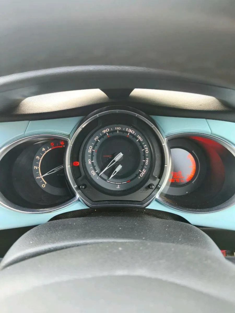 Citroen DS3 2011 1.6 diesel - Image 3