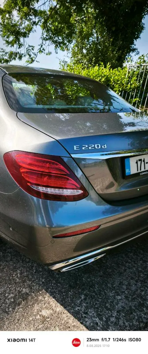 Mercedes Benz - Image 2